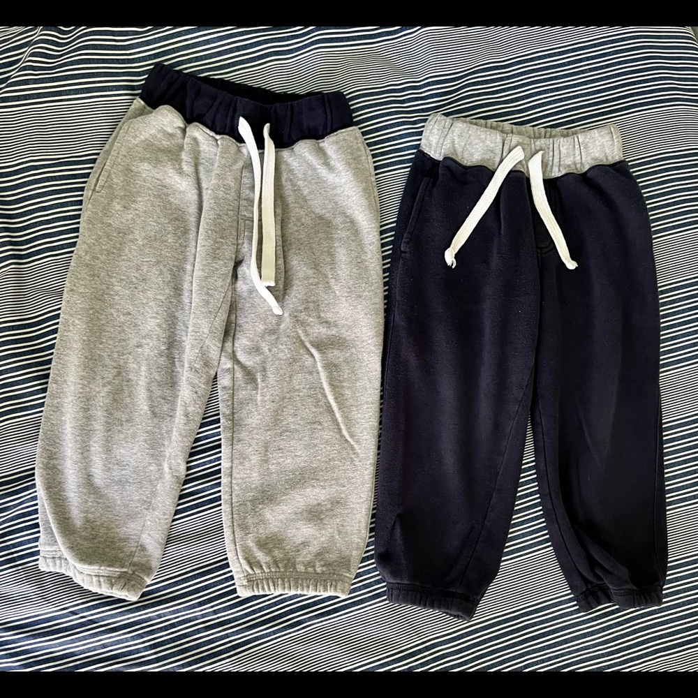 Gymboree/Boys Bundle of 2 Sweatpants/Size 4/Navy blue and Gray